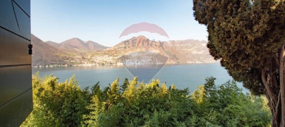 4 bedrooms Villa in Monte Isola, Italy No. 293498 18