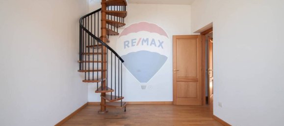 4 bedrooms Villa in Monte Isola, Italy No. 293498 25