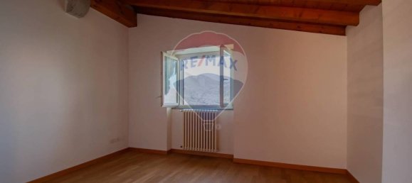 4 bedrooms Villa in Monte Isola, Italy No. 293498 14