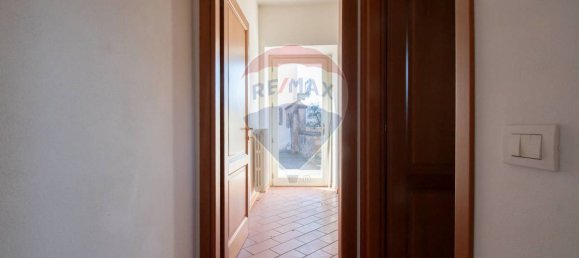 4 bedrooms Villa in Monte Isola, Italy No. 293498 7