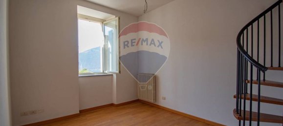 4 bedrooms Villa in Monte Isola, Italy No. 293498 24