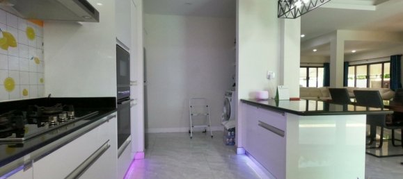 3 bedrooms House in Chiang Mai, Thailand No. 27195 9