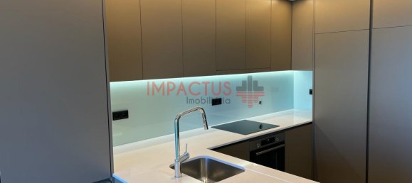 4 chambres Duplex à Porto, Portugal No. 117593 3