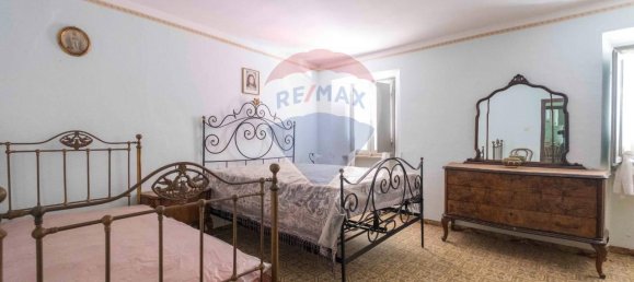 17 rooms House in Poggio San Marcello, Italy No. 6037 24