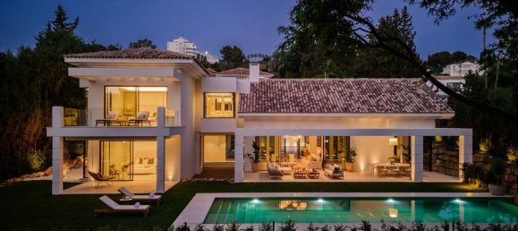 5 bedrooms House in Estepona, Spain No. 33377 14