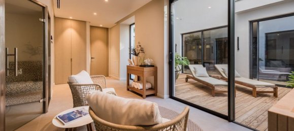 5 bedrooms House in Estepona, Spain No. 33377 13