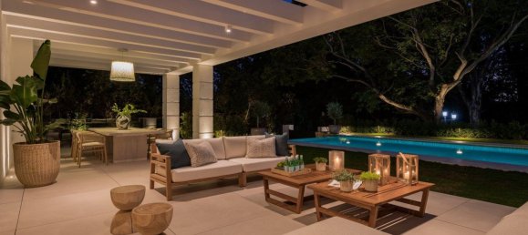 5 bedrooms House in Estepona, Spain No. 33377 19