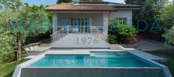 8 rooms Villa in San Felice del Benaco, Italy No. 115728 2