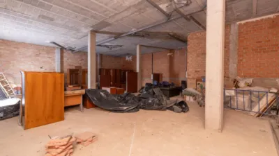  عقار تجاري في Armilla, Spain 93متر مربع رقم 181190