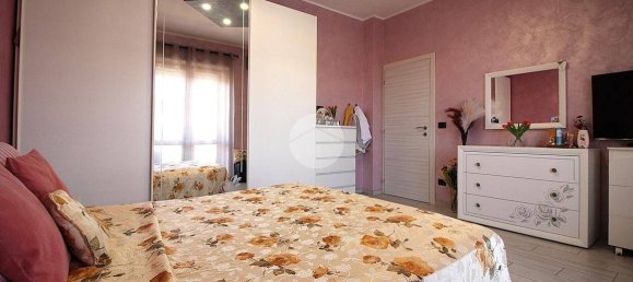 2 Schlafzimmer Wohnung in Brandizzo, Italy, Nr. 370295 20
