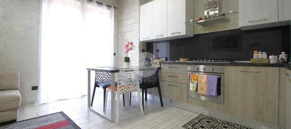 2 Schlafzimmer Wohnung in Brandizzo, Italy, Nr. 370295 3