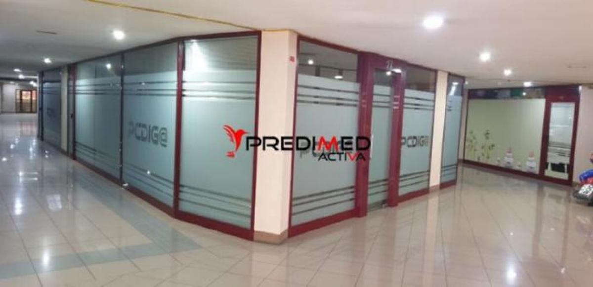 74m² Shop in Vila Nova de Gaia, Portugal No. 8228