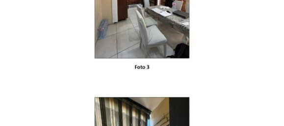 6 rooms Apartment in Giugliano in Campania, Italy No. 10989 3