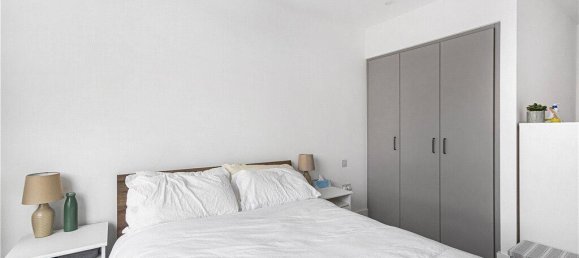 1 bedroom Apartment in London, United Kingdom No. 8688 8