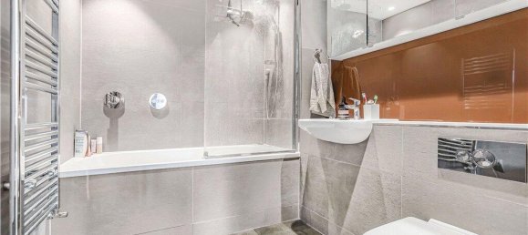 1 bedroom Apartment in London, United Kingdom No. 8688 3