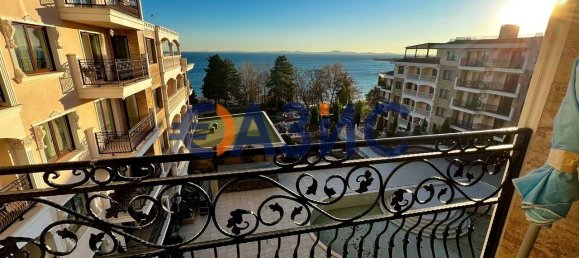 Apartamento de 2 dormitorios en Nesebar, Bulgaria No. 922 21