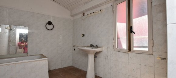 2 Schlafzimmer Wohnung in Altare, Italy, Nr. 39471 14