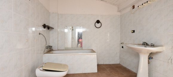 2 Schlafzimmer Wohnung in Altare, Italy, Nr. 39471 15