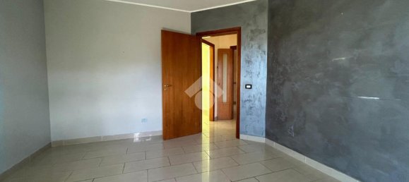 2 Schlafzimmer Wohnung in Zumpano, Italy, Nr. 356085 11