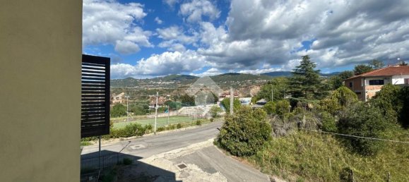 2 Schlafzimmer Wohnung in Zumpano, Italy, Nr. 356085 26