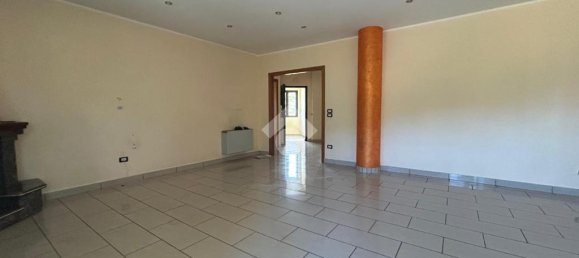 2 Schlafzimmer Wohnung in Zumpano, Italy, Nr. 356085 6