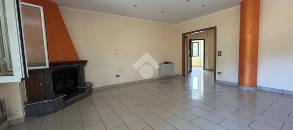 2 Schlafzimmer Wohnung in Zumpano, Italy, Nr. 356085 4