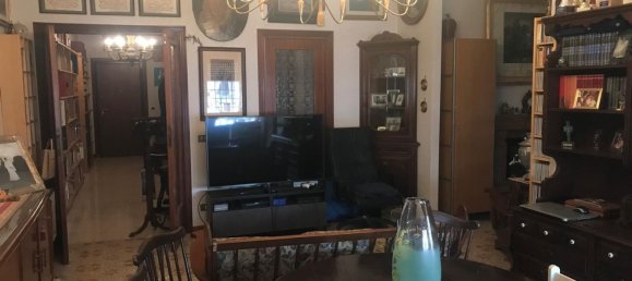 7 rooms Apartment in Rome, Italy No. 205753 19