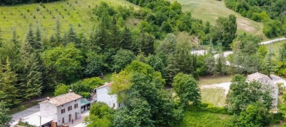 8 rooms House in Cagli, Italy No. 131471 3