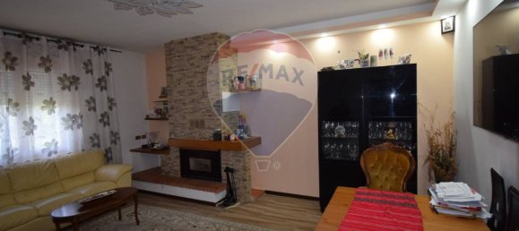 Apartamento T2 em Fornovo di Taro, Italy N.º 377399 2