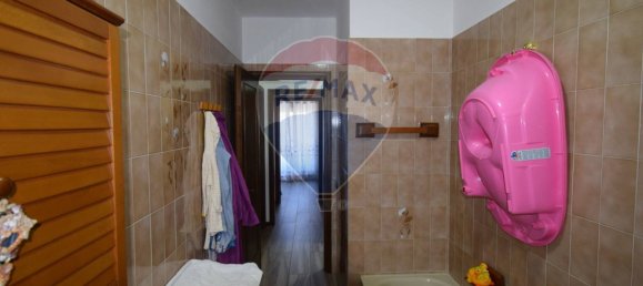 Apartamento T2 em Fornovo di Taro, Italy N.º 377399 12