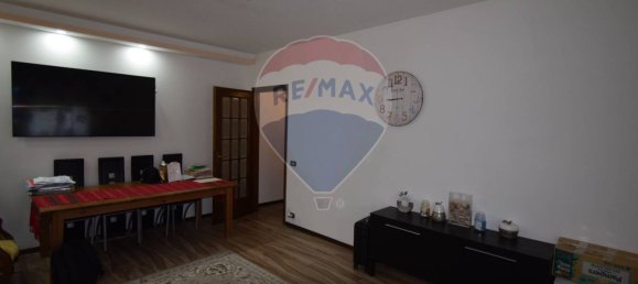 Apartamento T2 em Fornovo di Taro, Italy N.º 377399 4