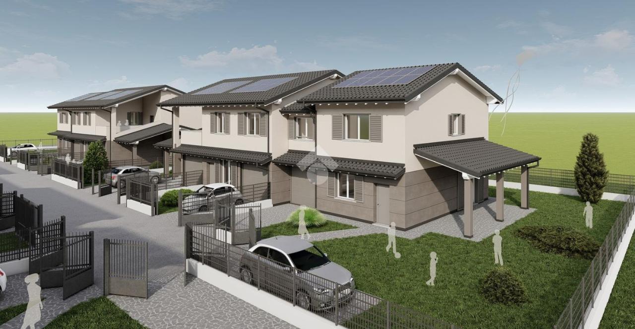 Вилла с 5 комнатами в Казирате д’Адда, Италия № 237776