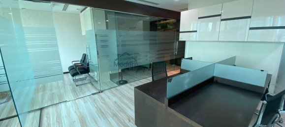 1111m² Office in DIFC, UAE No. 10386 9