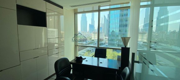 1111m² Office in DIFC, UAE No. 10386 2