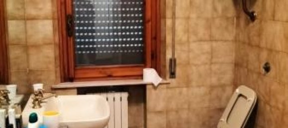 3-salle Appartement à Chiusi, Italy No. 92832 20