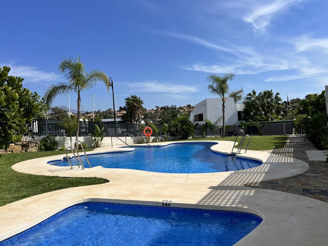 3 bedrooms Townhouse in Estepona, Spain No. 147511
