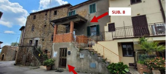 3-salle Appartement à Cinigiano, Italy No. 294344 8