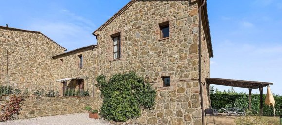 3 bedrooms Apartment in Montalcino, Italy No. 133 4