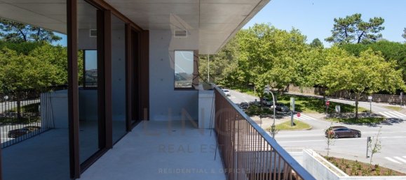 2 chambres Appartement à Porto, Portugal No. 62837 9