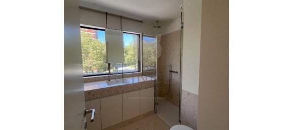 2 chambres Appartement à Porto, Portugal No. 62837 13