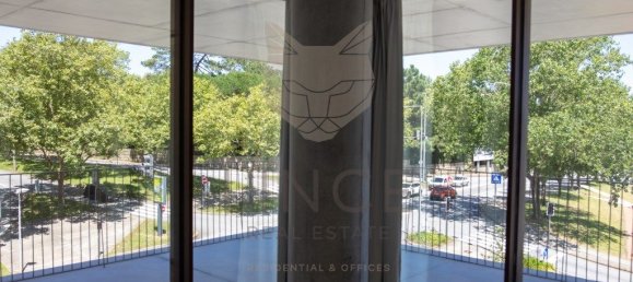 2 chambres Appartement à Porto, Portugal No. 62837 7