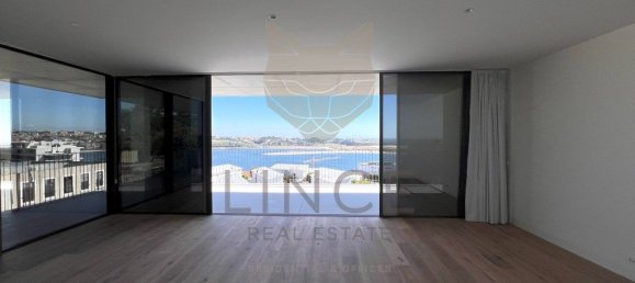 2 chambres Appartement à Porto, Portugal No. 62837 3