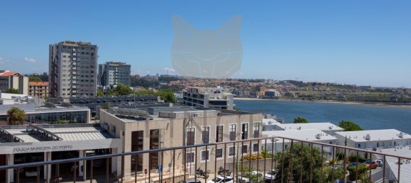 2 chambres Appartement à Porto, Portugal No. 62837 10