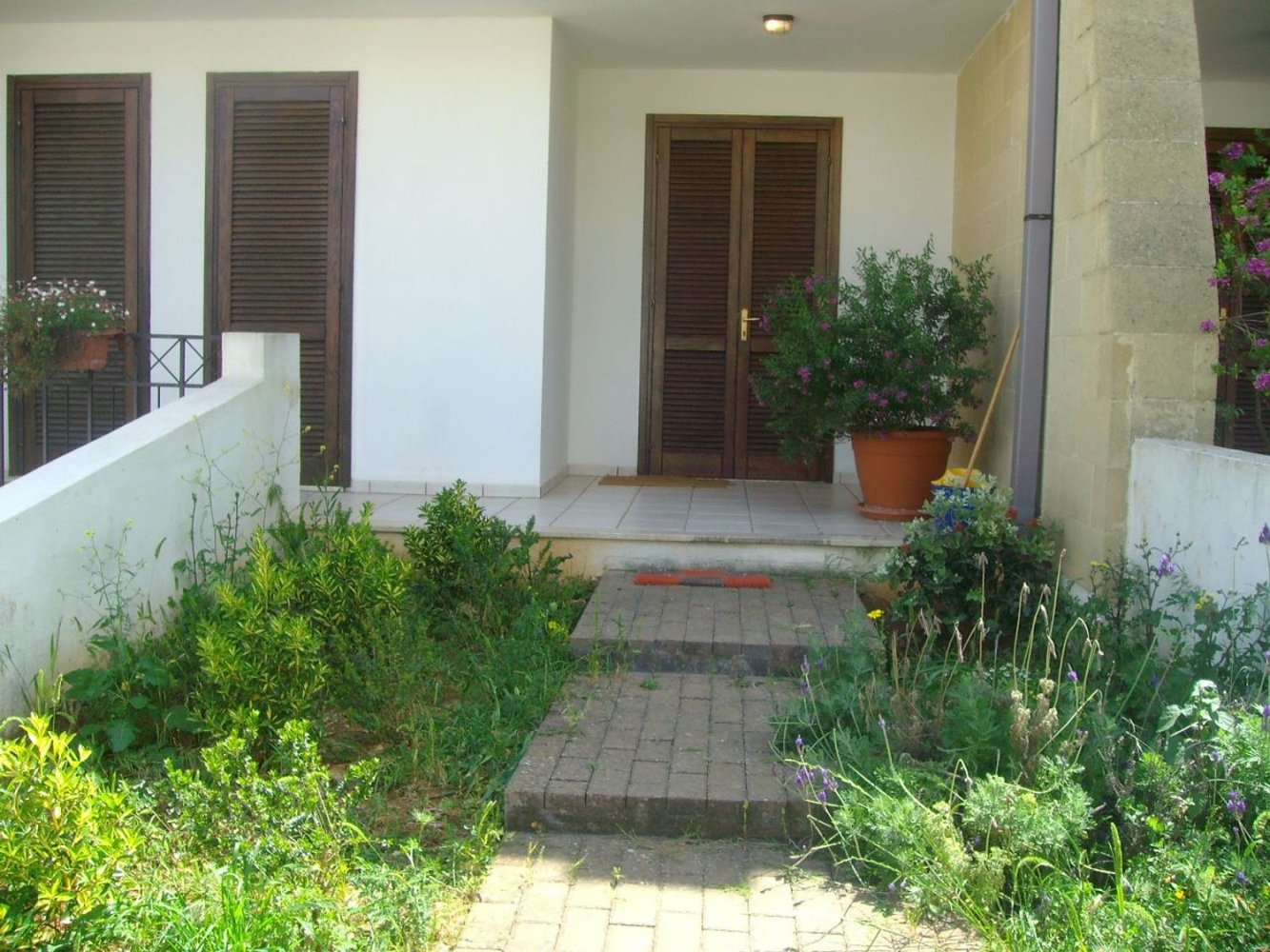 Дом с 5 комнатами в Casarano, Италия № 255324