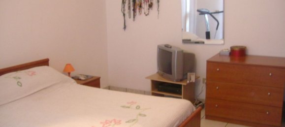 Дом с 5 комнатами в Casarano, Италия № 255324 2