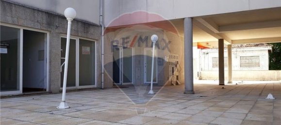 38m² Commercial property in Moimenta da Beira, Portugal No. 44677 3