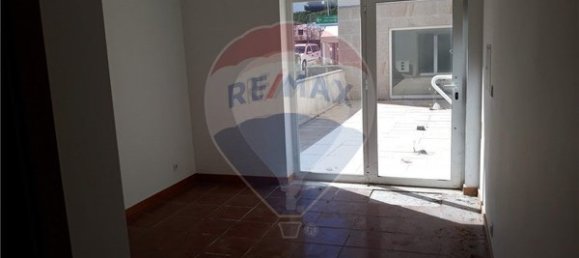 38m² Commercial property in Moimenta da Beira, Portugal No. 44677 9