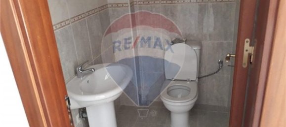 38m² Commercial property in Moimenta da Beira, Portugal No. 44677 8