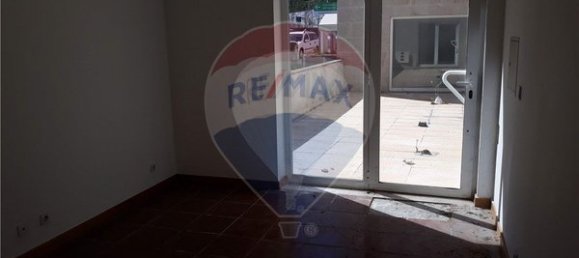 38m² Commercial property in Moimenta da Beira, Portugal No. 44677 12