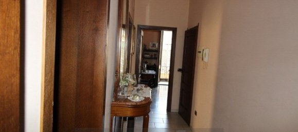 Дом с 5 спальнями в Ното, Италия № 360770 17